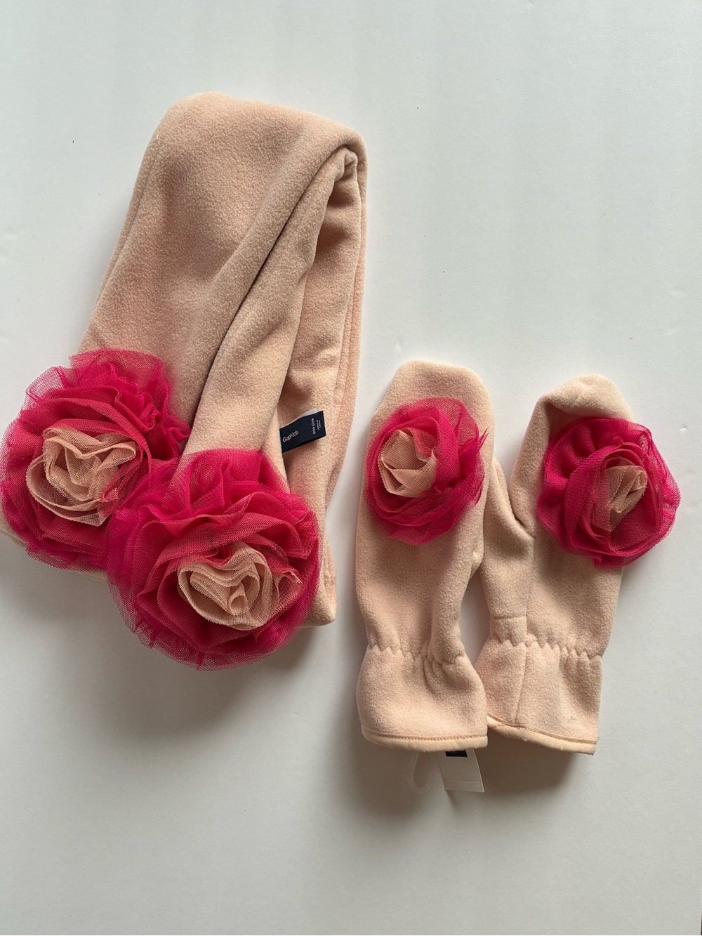 Gap Kids Girls Holiday 2011 Pink Roses Fleece Scarf Mittens Set Large 10 NEW NOS